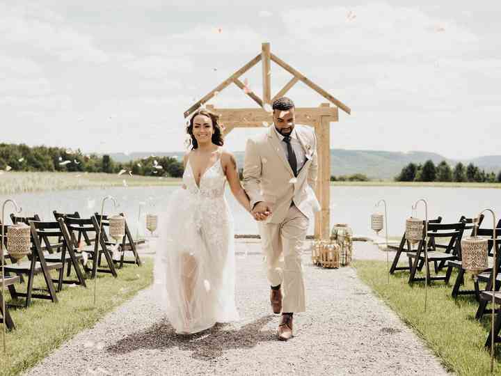 Country Style Wedding Apparel and Gifts