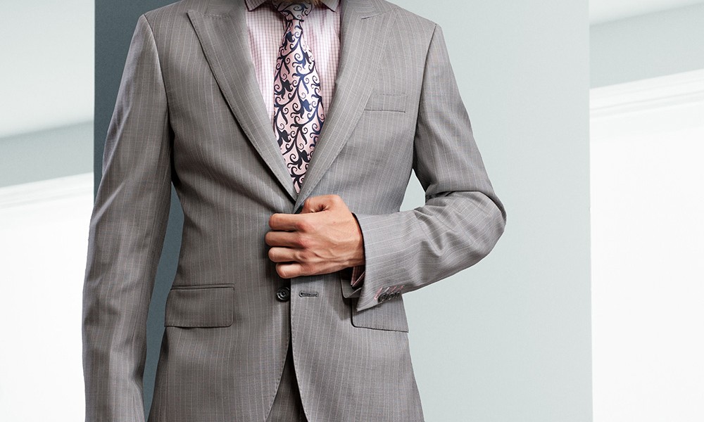 Exclusive Hotel Tailoring Experiences Supporting Sophisticated Wardrobe Customization for Guests
